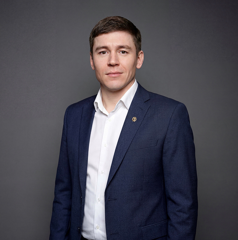 Руслан Муниров